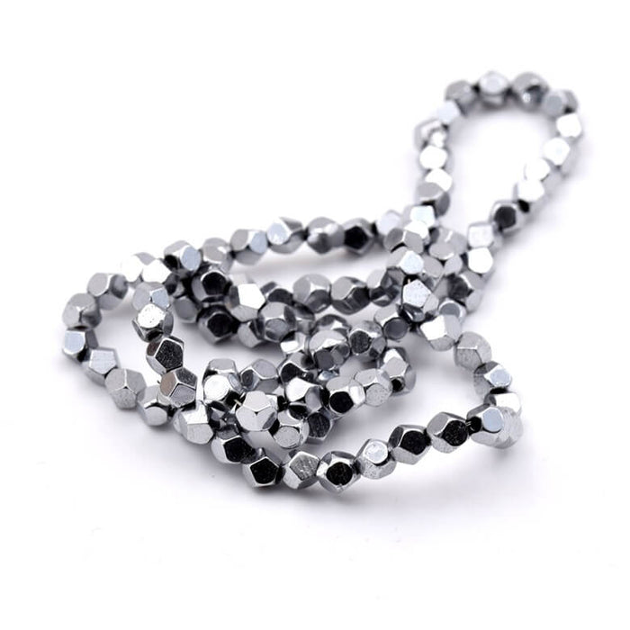 Perles polygone en hématite synthétique argenté 4mm (1 Fil-38cm)